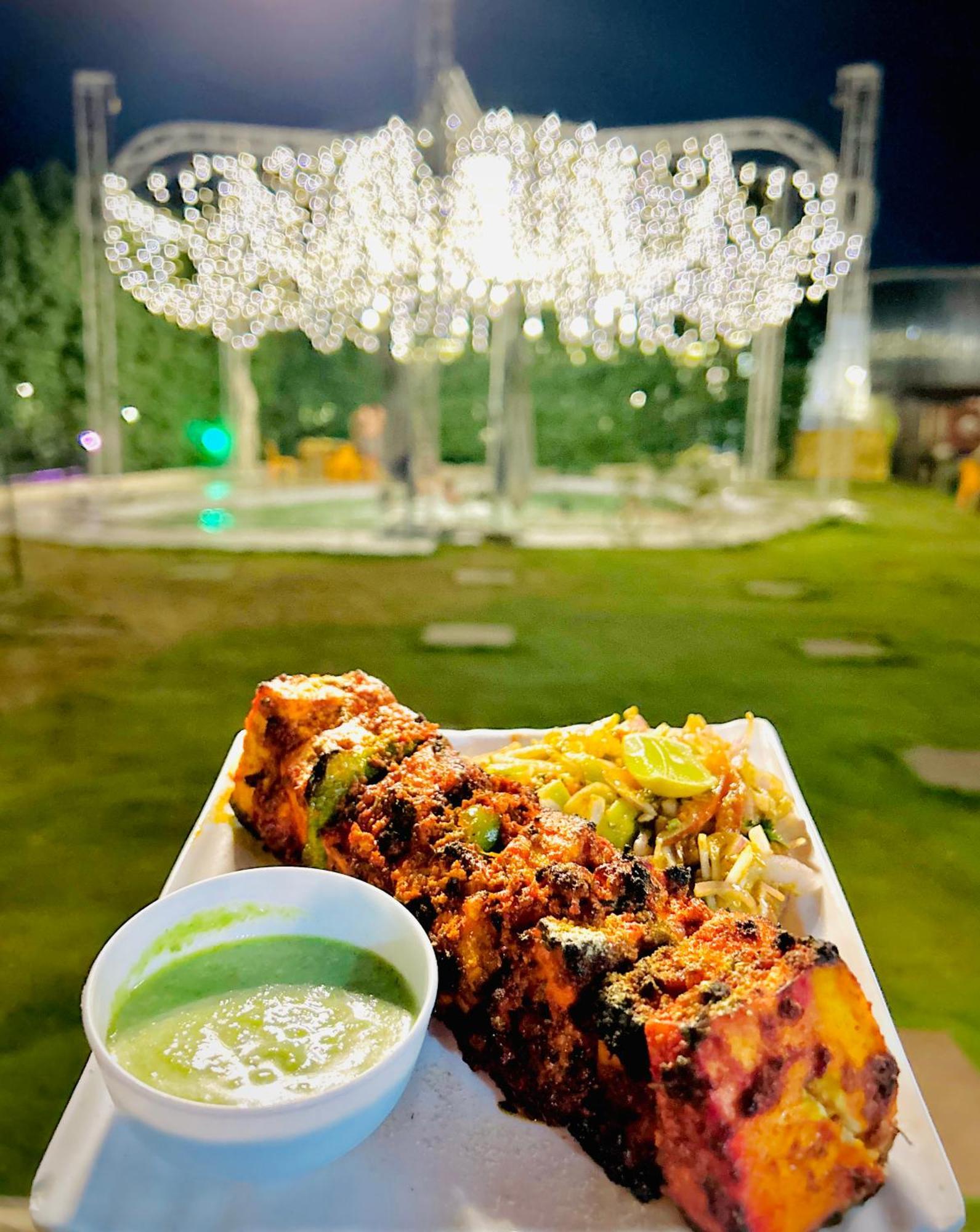 Krishnam Resort Jabalpur Esterno foto